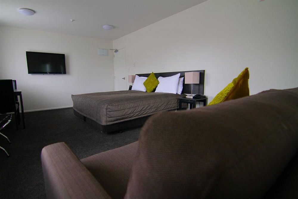 Airport Palms Motel ไครสต์เชิร์ช ภายนอก รูปภาพ