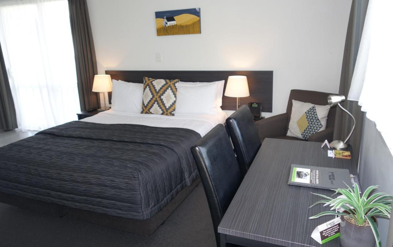 Airport Palms Motel ไครสต์เชิร์ช ภายนอก รูปภาพ